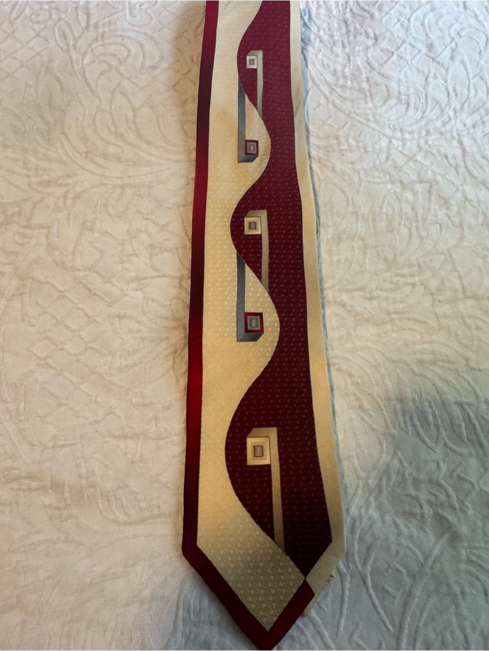 Carlo Palazzi Mens 100% Silk Tie Burgundy Cream Geometric Art Deco Necktie